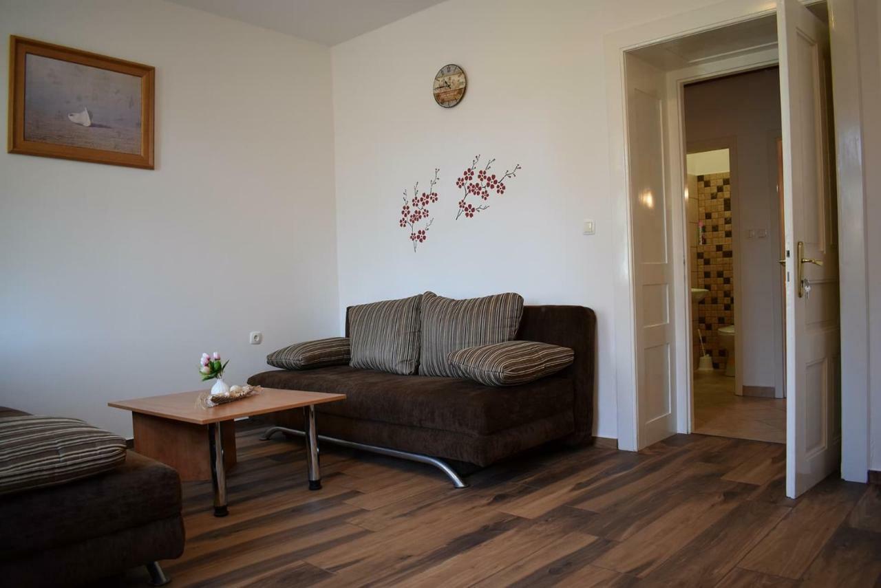 Apartments K&D Novi Vinodolski Eksteriør billede